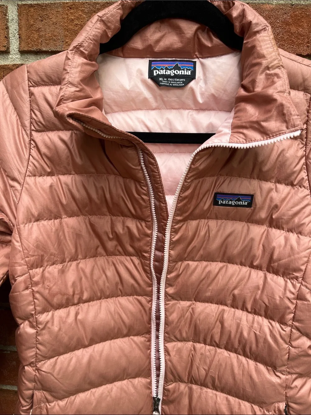 Patagonia Girls’ Down Sweater Insulated Jacket size XL 14 Pink